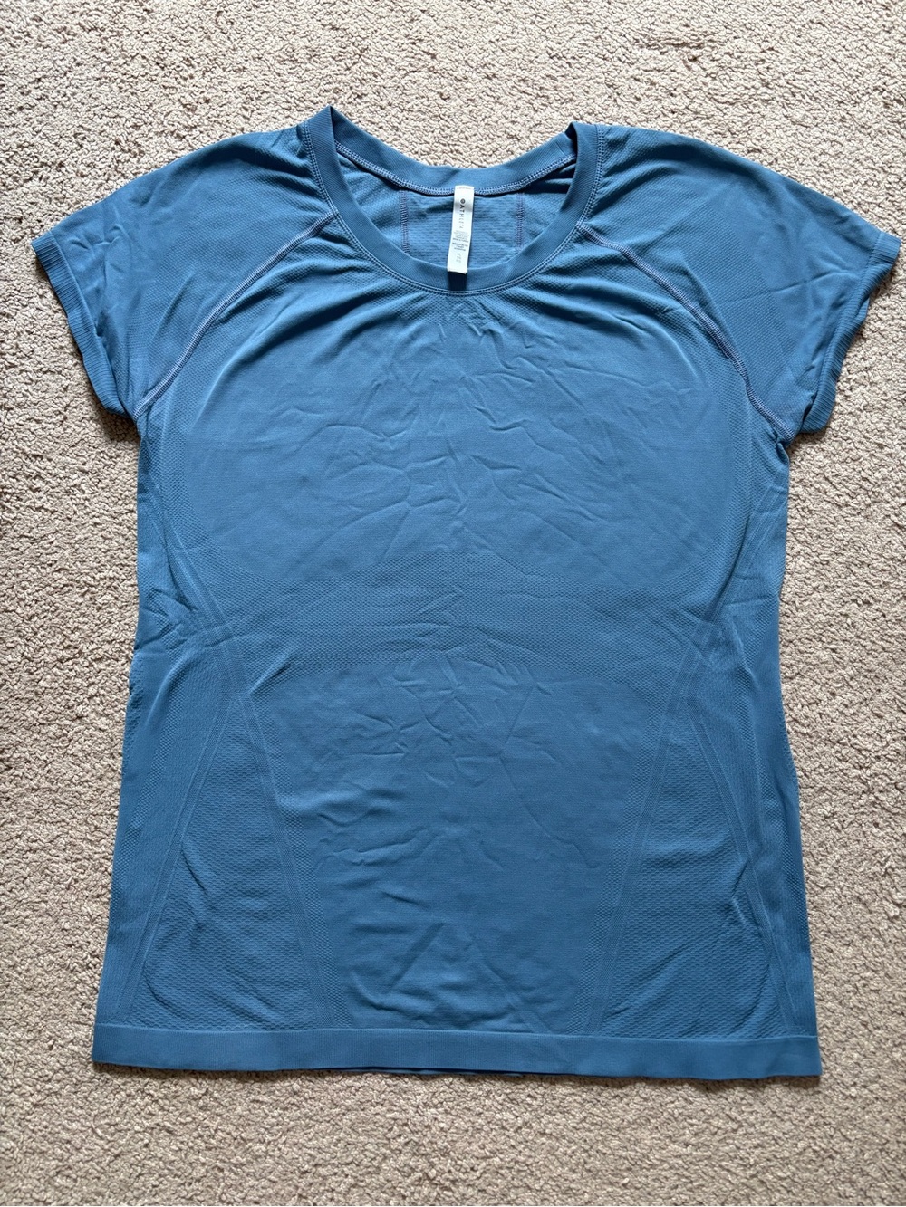 Athleta Momentum T-Shirt •Size XL